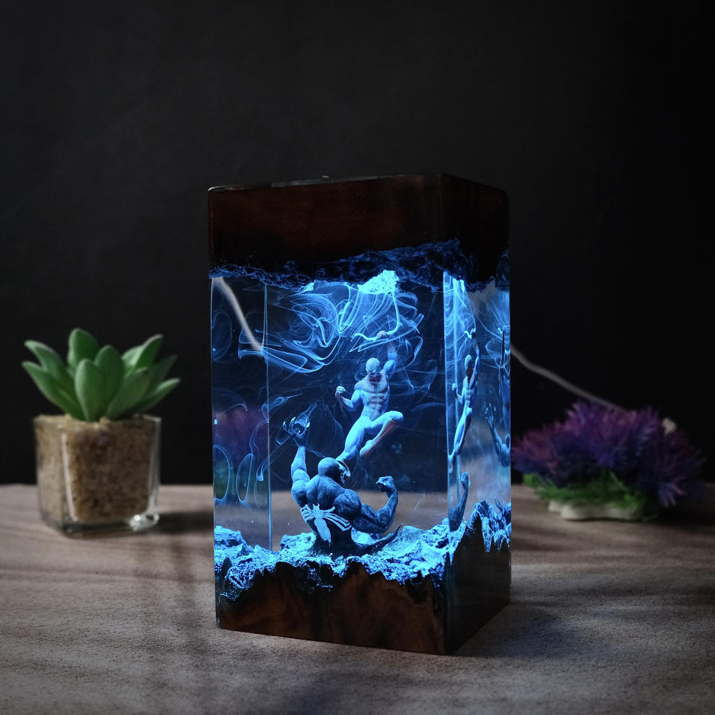 Angled view of the resin lamp